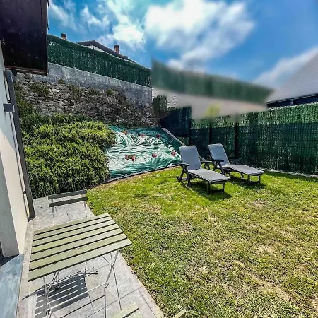 Con Jardin Privado Y Entrada Privada Διαμέρισμα Plentzia